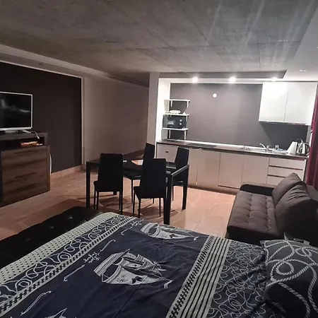 Studio Apartment Doki Basement Pula Exterior foto